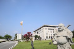 走进历史，感受名人魅力|品味名人雕塑的独特韵味