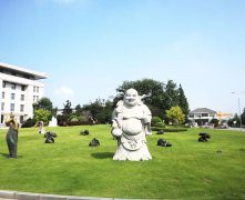 石雕艺术：凝固的时光，永恒的美学